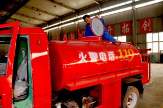 十堰郧县21个乡镇配备微小型消防车