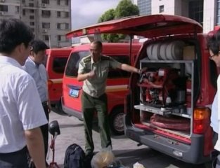 江苏南通如东县为全县13个镇区配备小型消防车