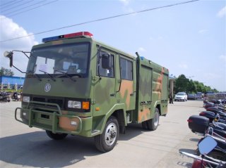 军用消防车新品——4驱越野消防车
