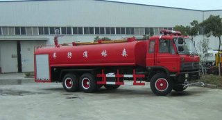 适用于森林消防的消防车——东风后双桥消防洒水车