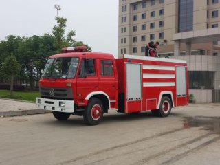 东风153系列消防车