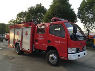 菏泽毅德城物流有限公司在我厂定购东风3吨消防车