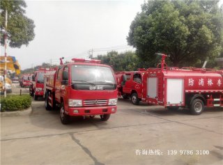 北京顺义李桥镇在我厂订购的25辆小型消防车