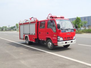 我公司新推出采用五十铃600p系列底盘改制的2吨水罐消防车